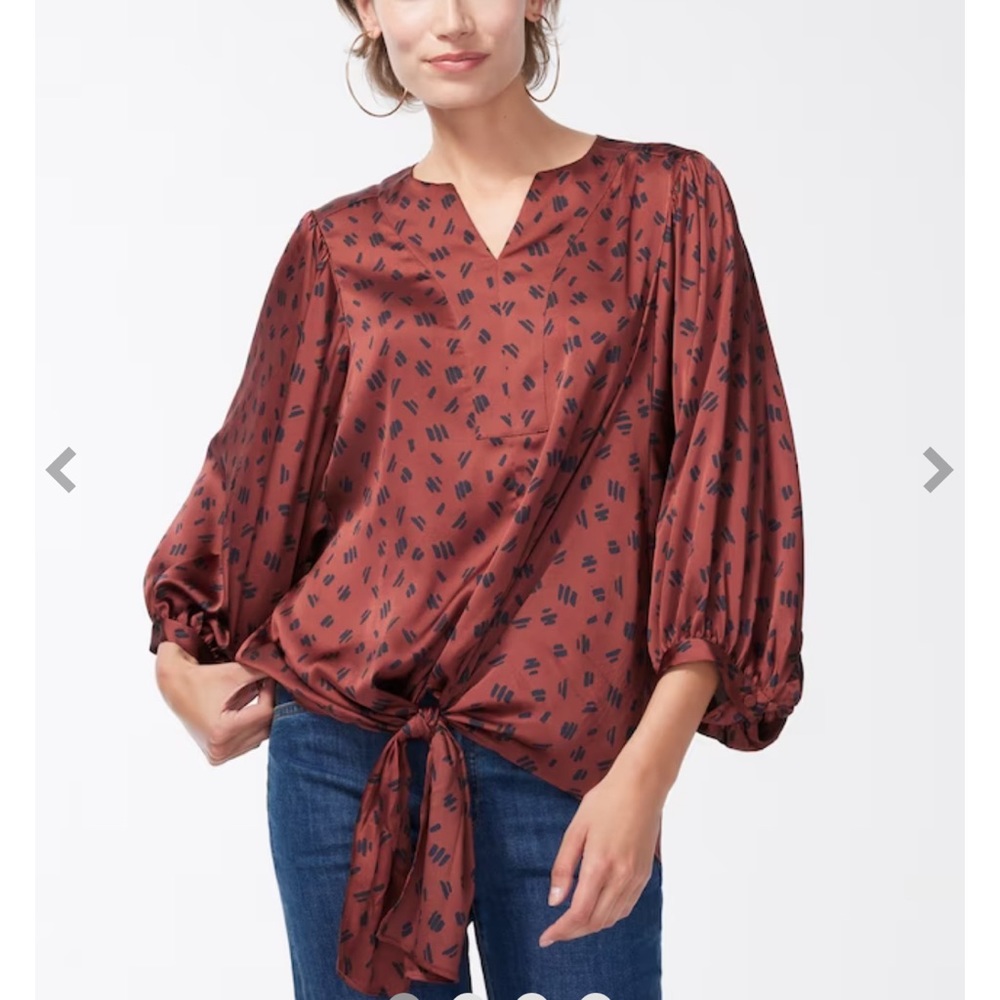 NWT Chico’s Tie-Front Blouse